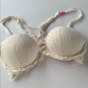 NWT VICTORIA'S SECRET PINK CREAM LACE PUSHUP BRA CROSS BACK FRONT CLOSURE 36C